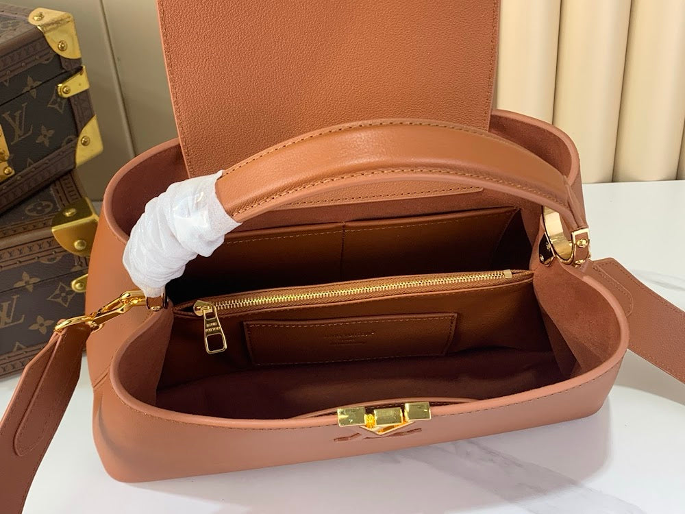 Dragons Bags ln Luxury Bag --63061