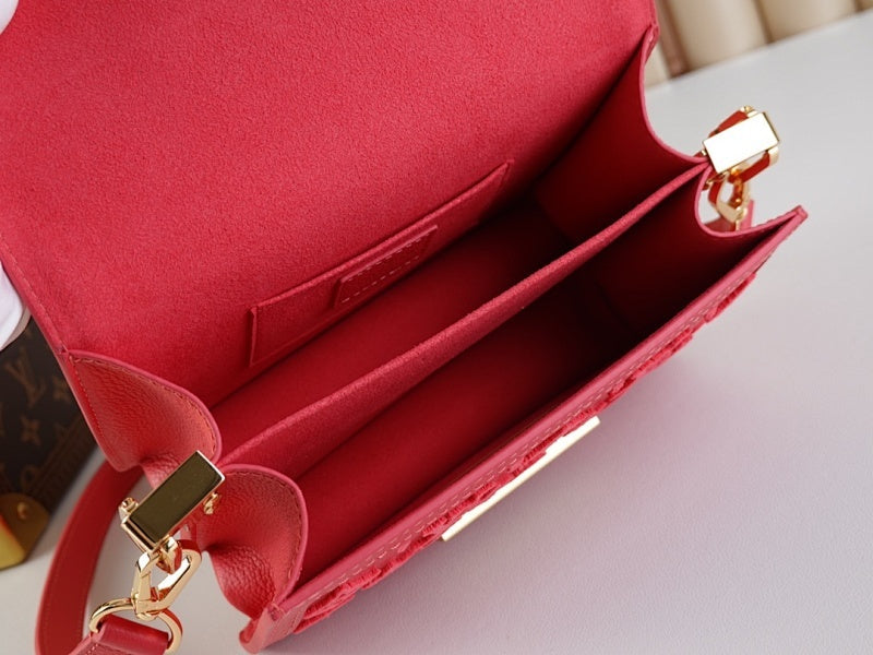 Dragons Bags ln Luxury Bag --67675