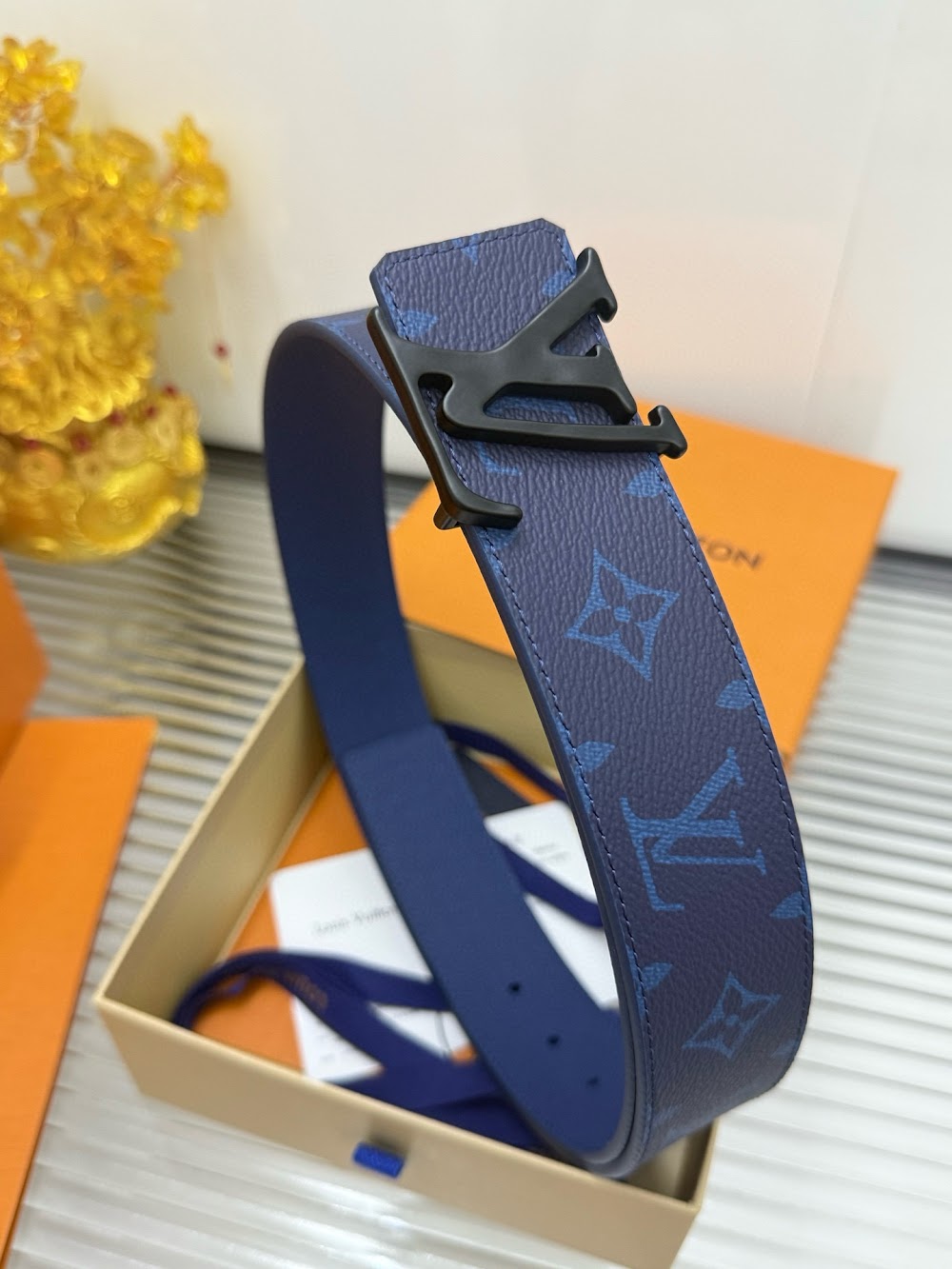 Dragons Bags ln Luxury Belt --100724