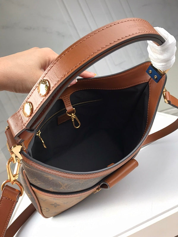 Dragons Bags ln Luxury Bag --60672