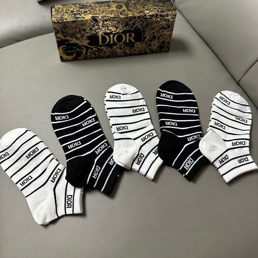 Dragons Bags Premium Luxury Socks --98599