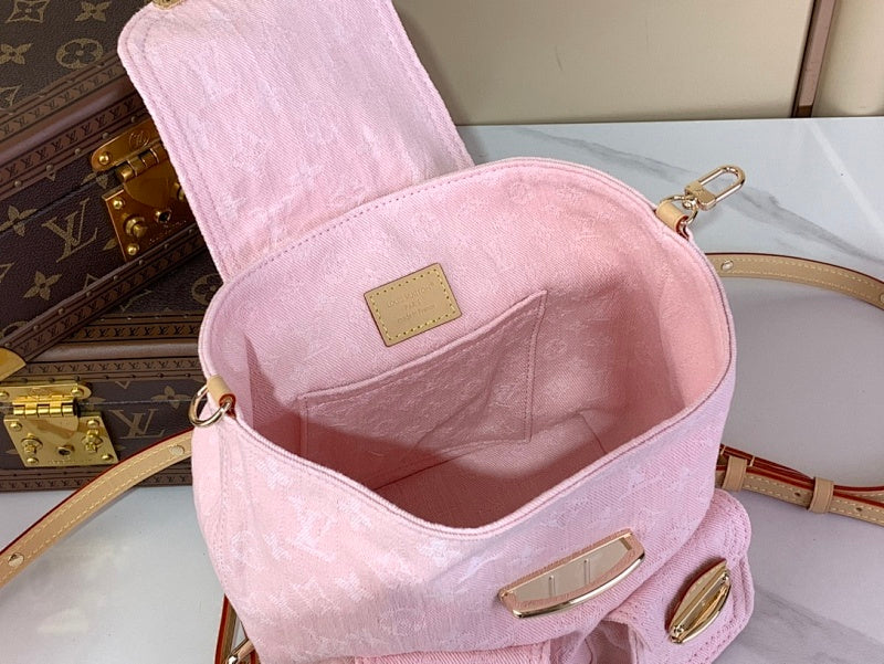 Dragons Bags ln Luxury Bag --62683