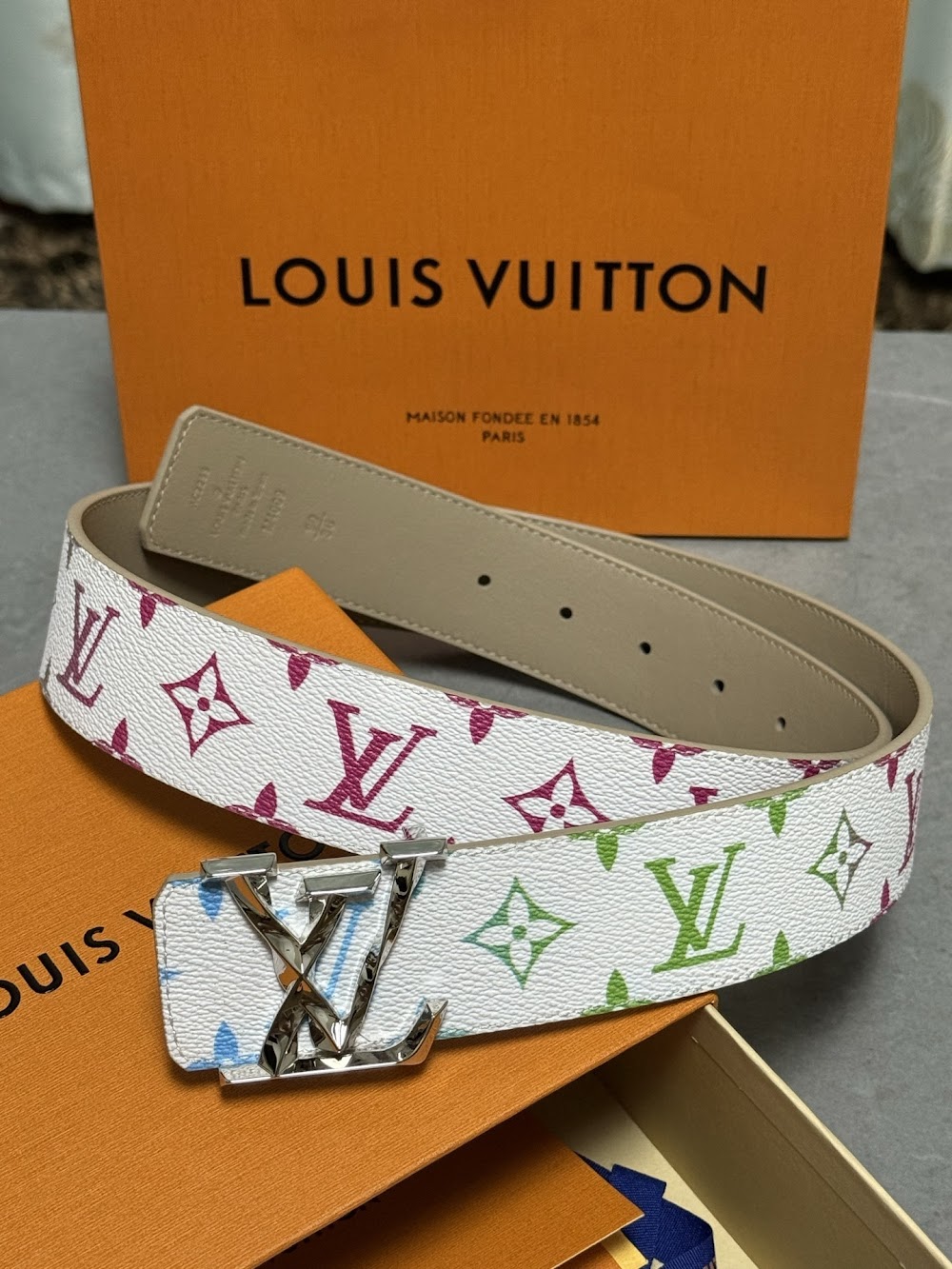 Dragons Bags ln Luxury Belt --109549