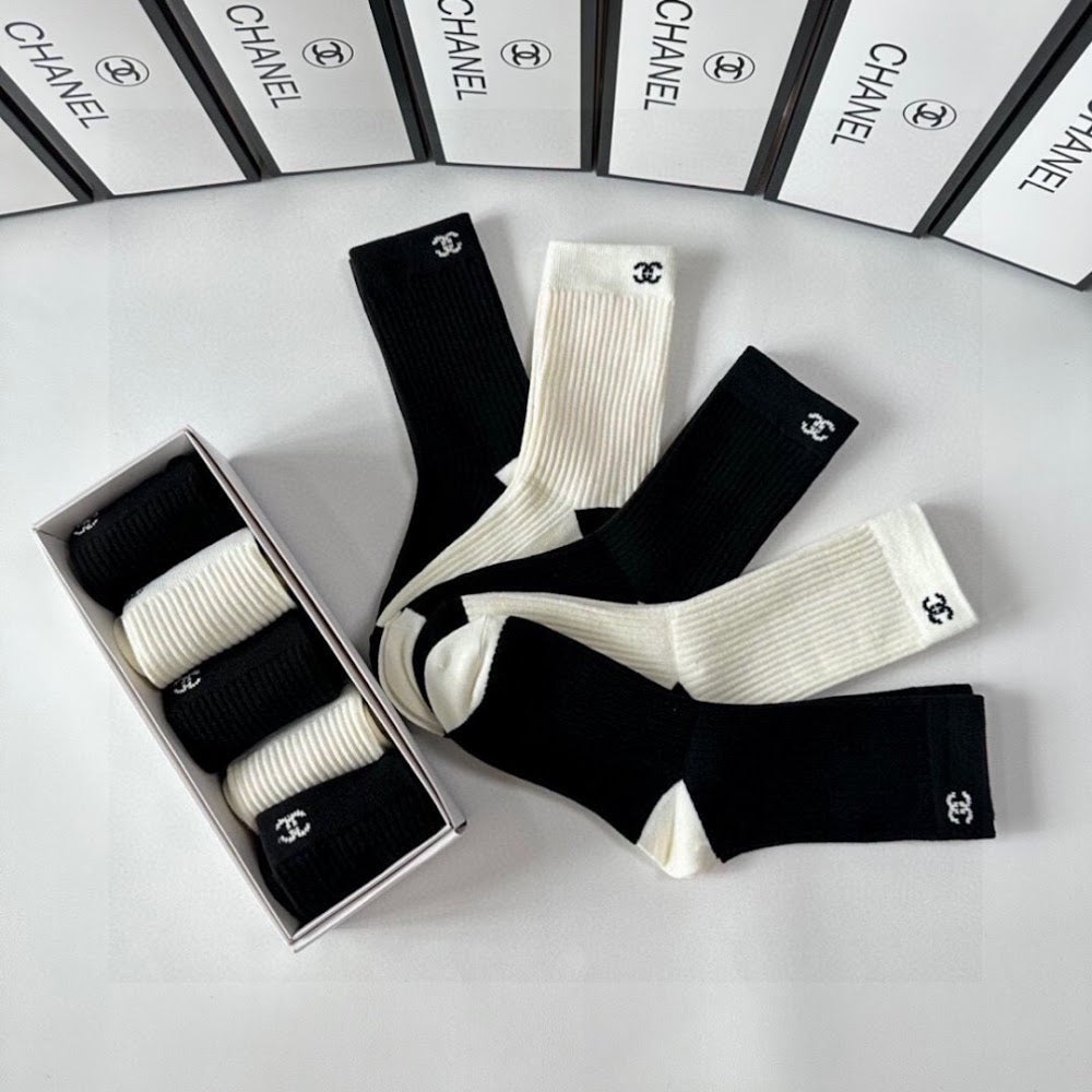Dragons Bags Premium Luxury Socks --97958