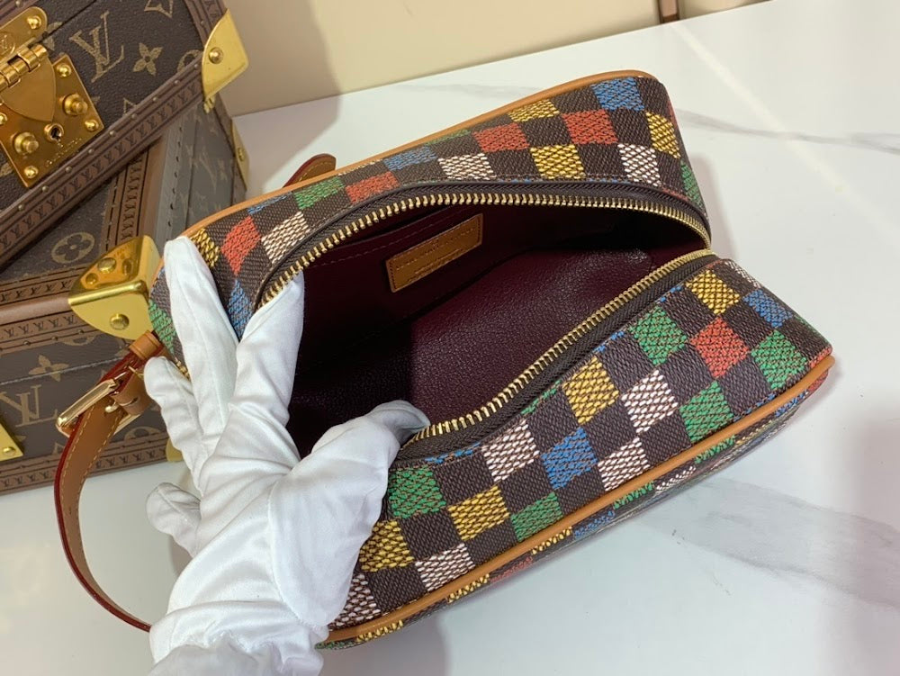 Dragons Bags ln Luxury Bag --62618