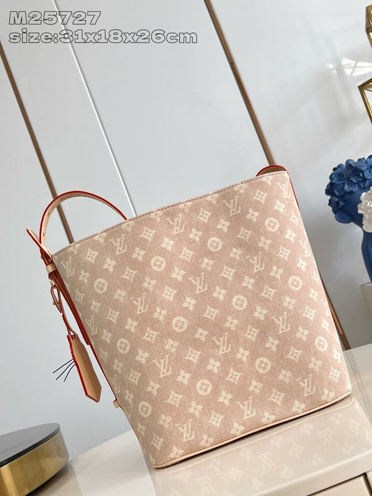 Dragons Bags ln Luxury Bag --97360