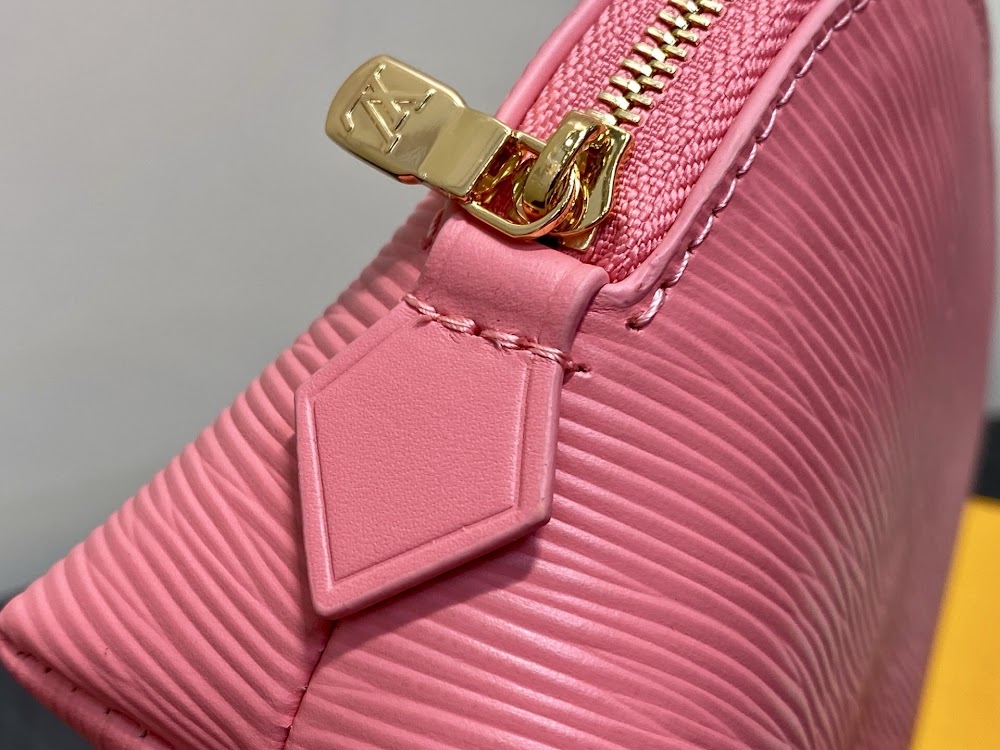 Dragons Bags ln Luxury Bag --96848