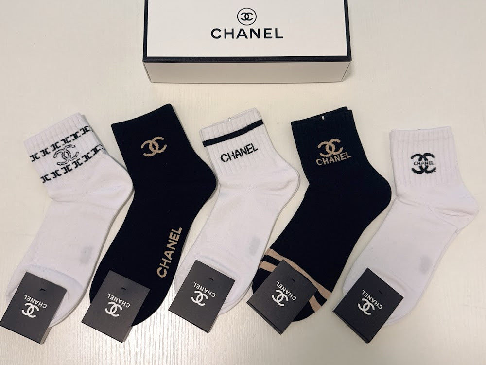 Dragons Bags Premium Luxury Socks --98638