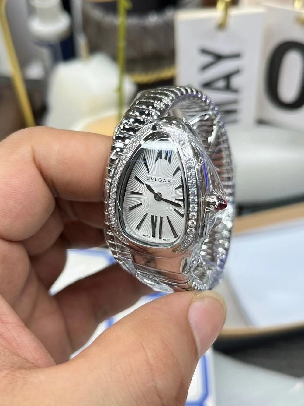 Dragons Bags Luxury Designer Watch --103804