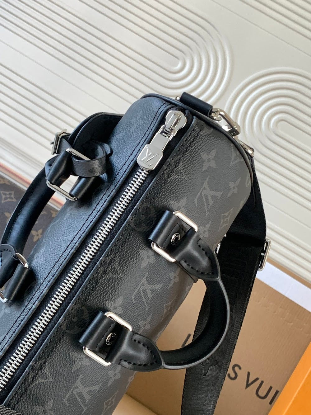 Dragons Bags ln Luxury Bag --70963