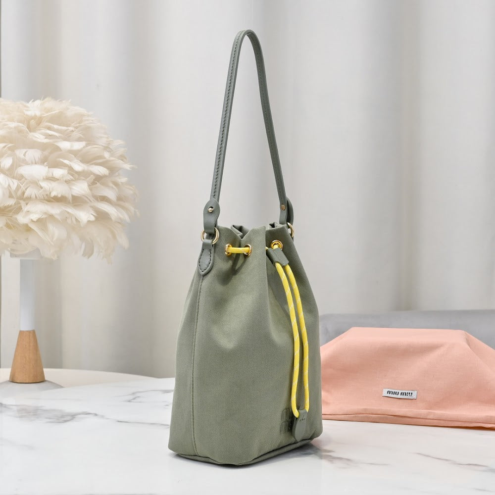 Dragons Bags Miun Miun Luxury Bag --123571