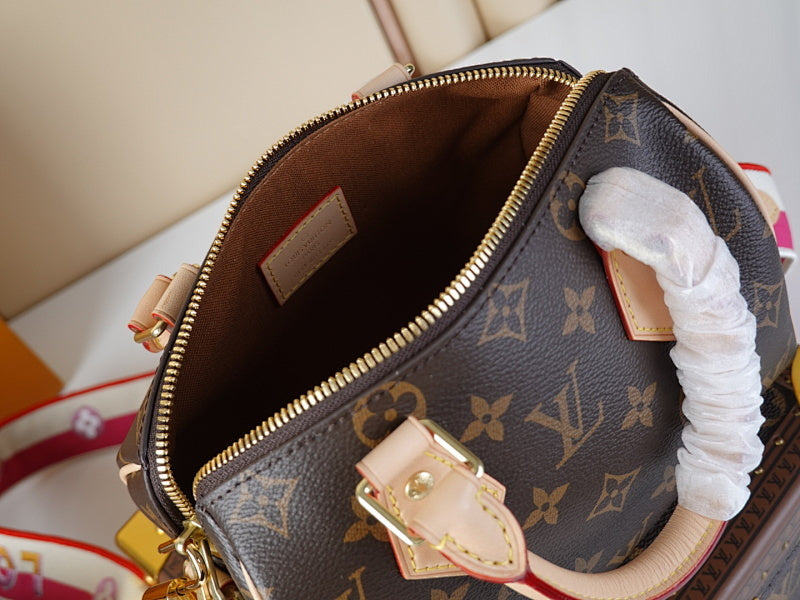 Dragons Bags ln Luxury Bag --60451