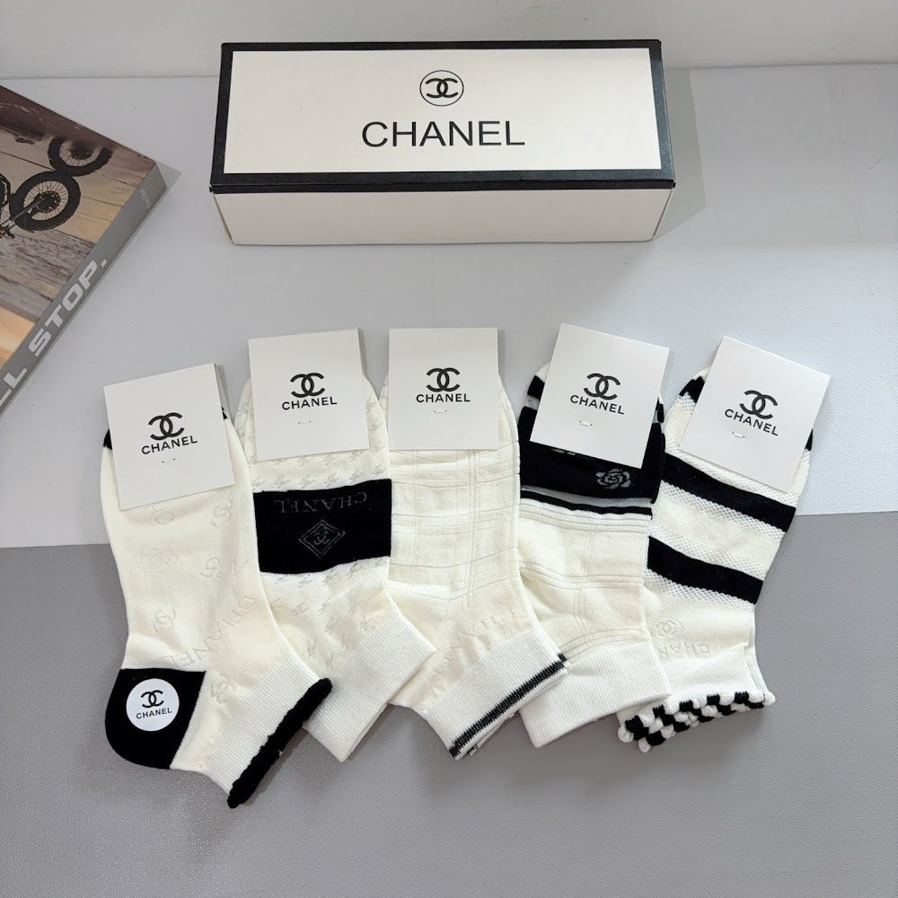 Dragons Bags Premium Luxury Socks --98111