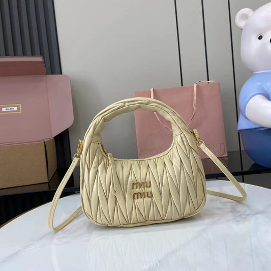 Dragons Bags Miun Miun Luxury Bag --122159