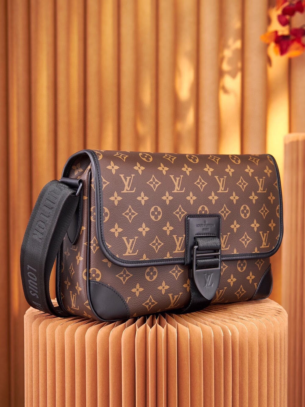 Dragons Bags ln Luxury Bag --71616