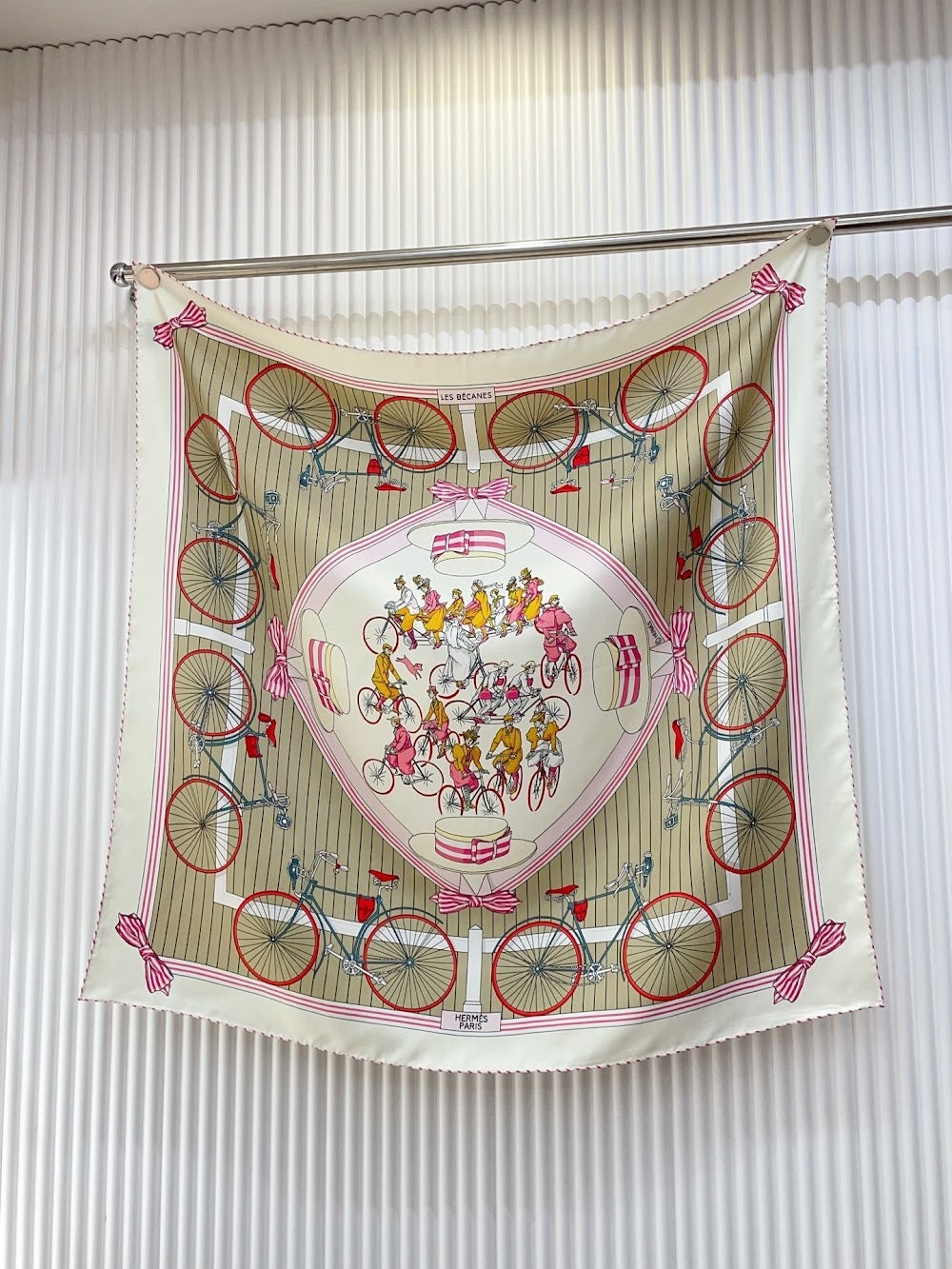 Dragons Bags Premium Designer Scarf --98856