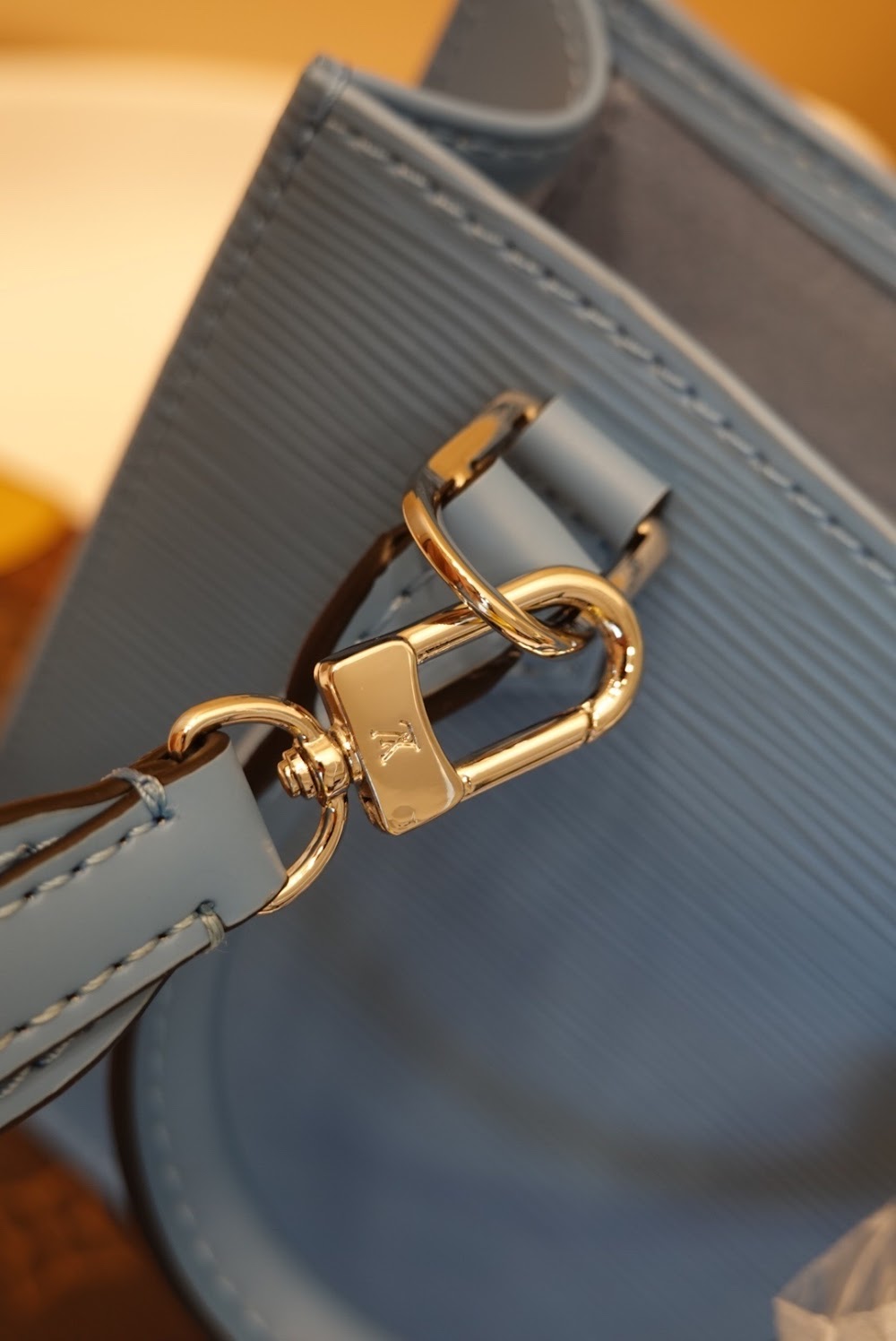Dragons Bags ln Luxury Bag --60129