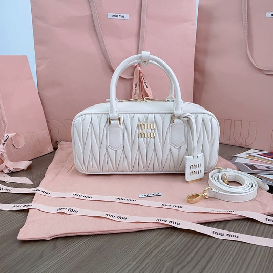 Dragons Bags Miun Miun Luxury Bag --122388