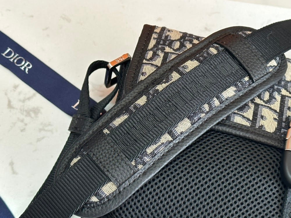 new-designer-premium-bags-nm16885