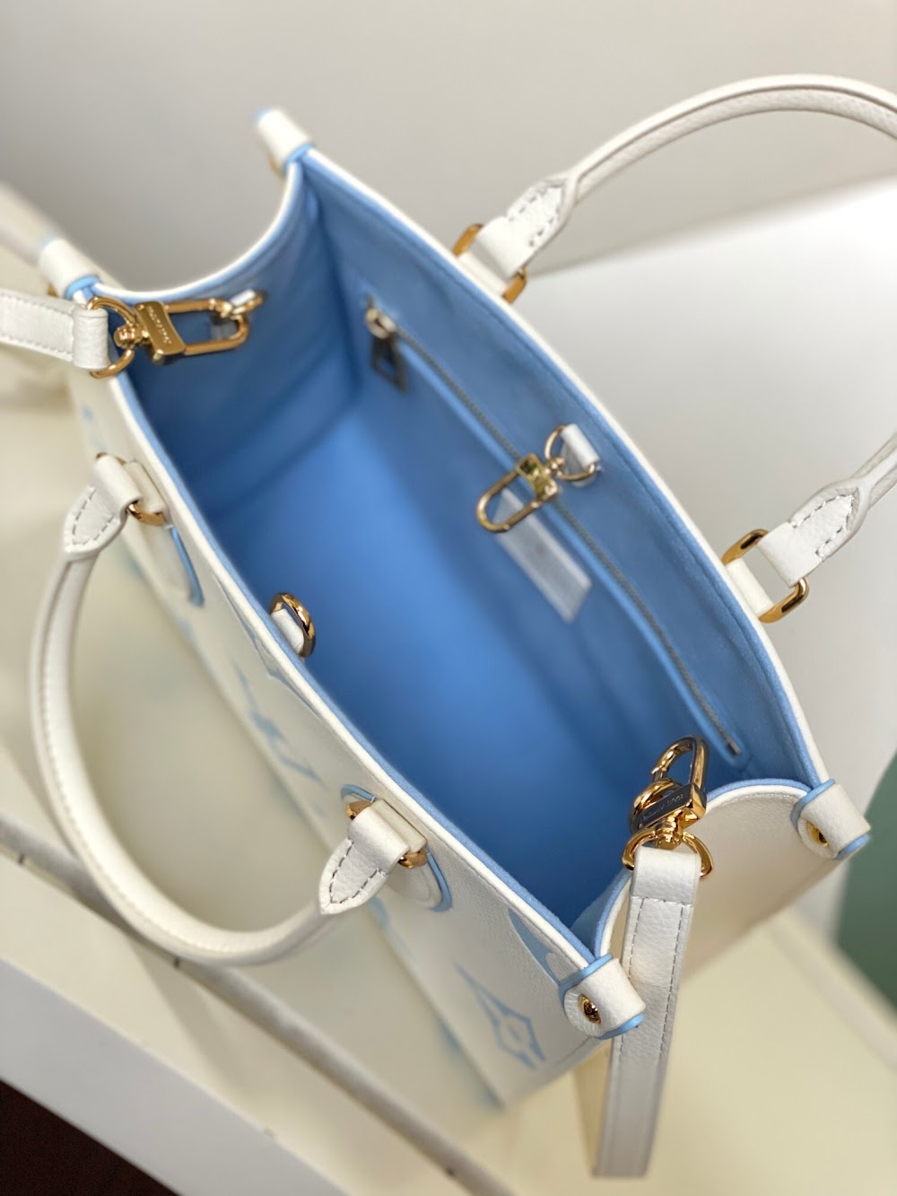 Dragons Bags ln Luxury Bag --81417