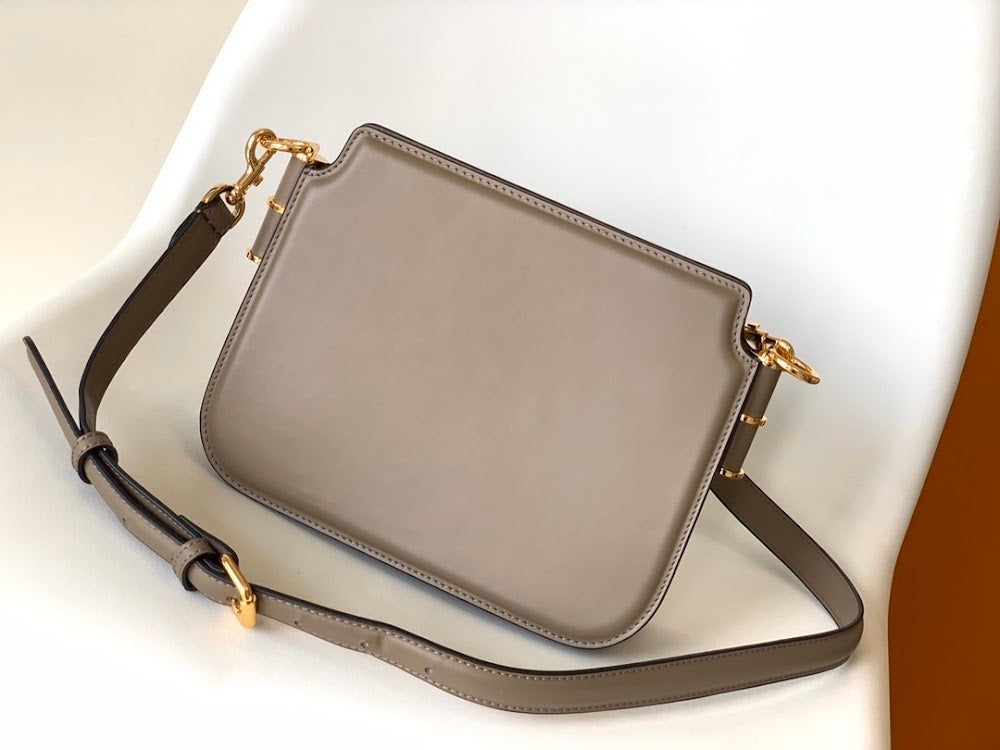 new-luxury-designer-bags-nm15100