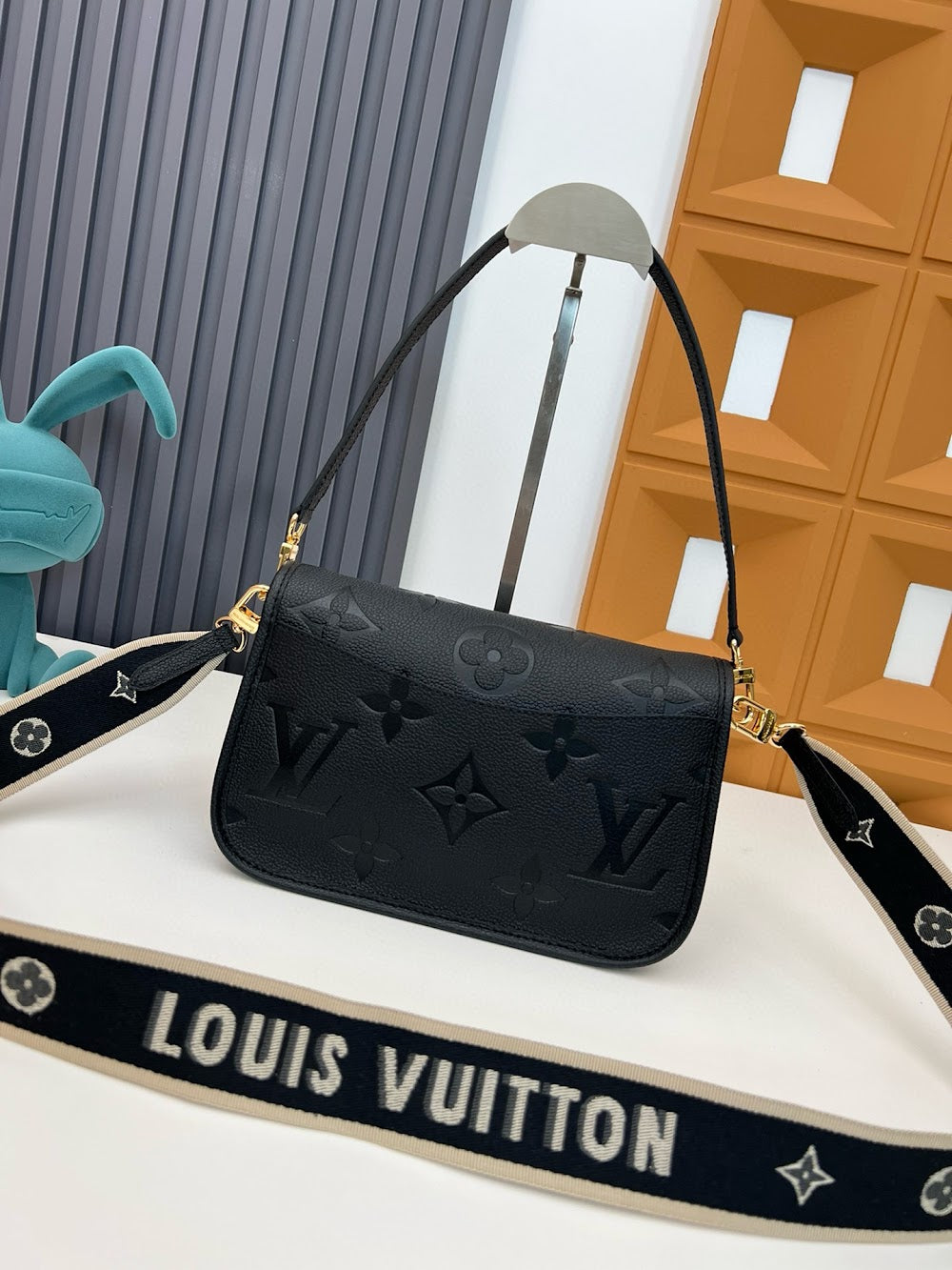 Dragons Bags ln Luxury Bag --81455