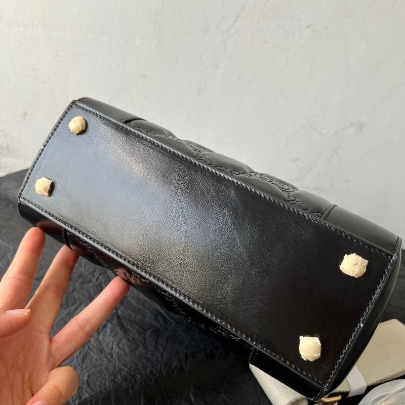 new-luxury-designer-bags-nm19426
