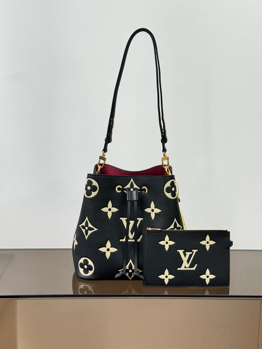 Dragons Bags ln Luxury Bag --97345