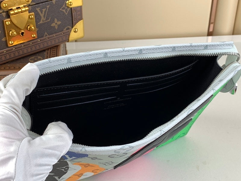 Dragons Bags ln Luxury Bag --61801