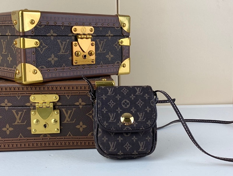 Dragons Bags ln Luxury Bag --68467