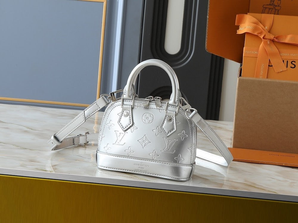 Dragons Bags ln Luxury Bag --76812