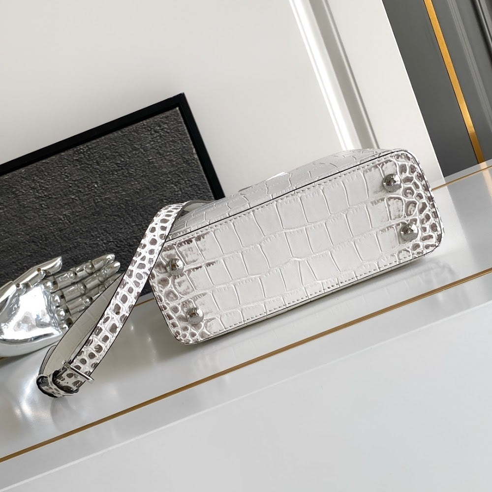 Dragons Bags ln Luxury Bag --96258