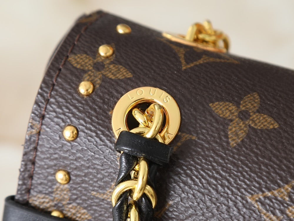 Dragons Bags ln Luxury Bag --81856
