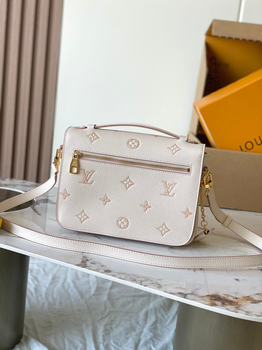 Dragons Bags ln Luxury Bag --96771