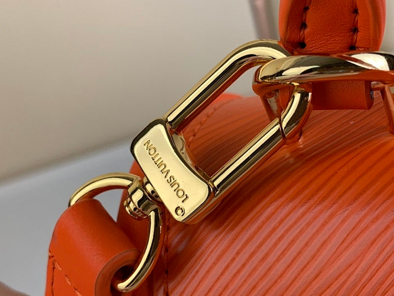 Dragons Bags ln Luxury Bag --68546