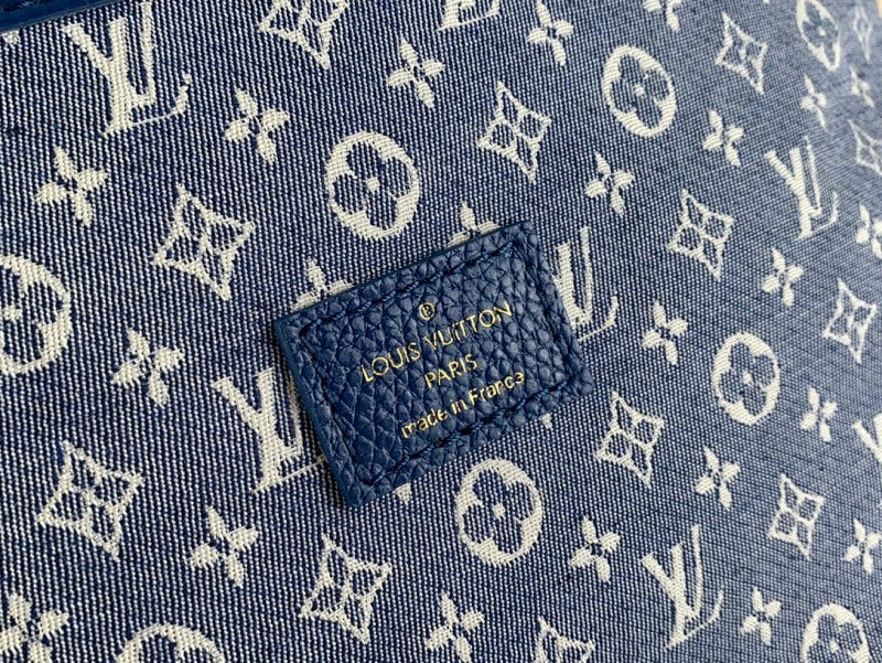 Dragons Bags ln Luxury Bag --61612