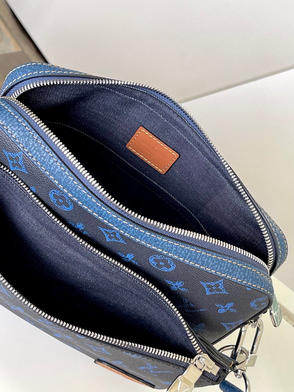Dragons Bags ln Luxury Bag --70218