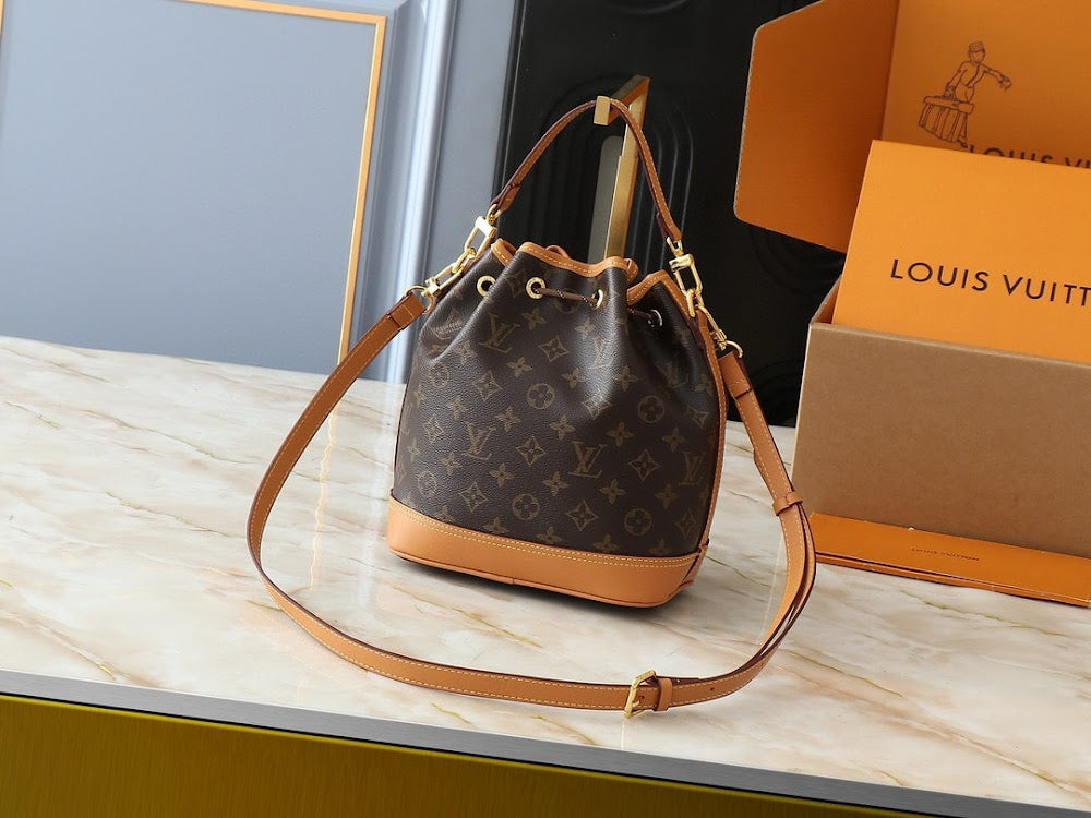 Dragons Bags ln Luxury Bag --81659
