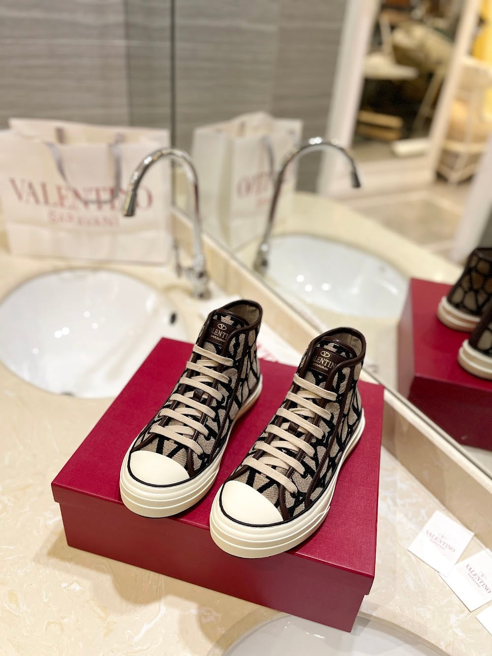 Dragons Bags Valentino Luxury Shoes --52648