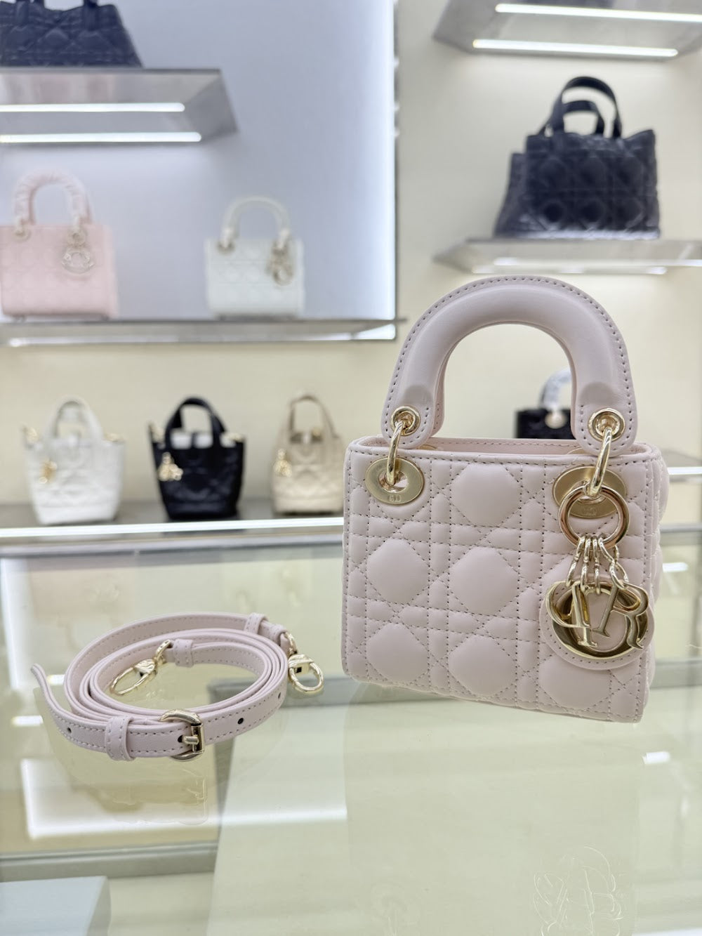 Dragons BagsDiorn Luxury Bag --115429