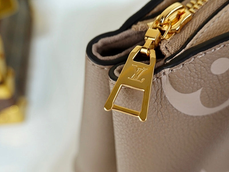 Dragons Bags ln Luxury Bag --60319