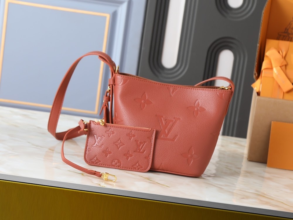 Dragons Bags ln Luxury Bag --77698