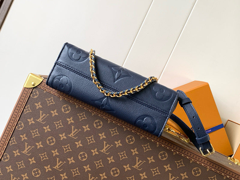 Dragons Bags ln Luxury Bag --81748