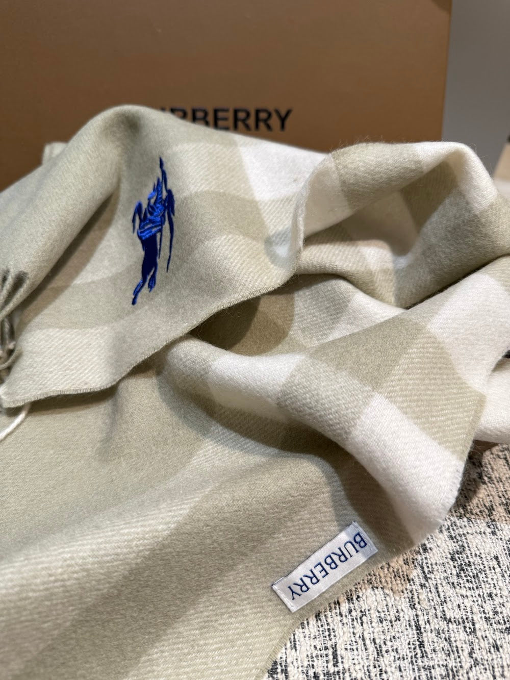 Dragons Bags Premium Designer Scarf --99471