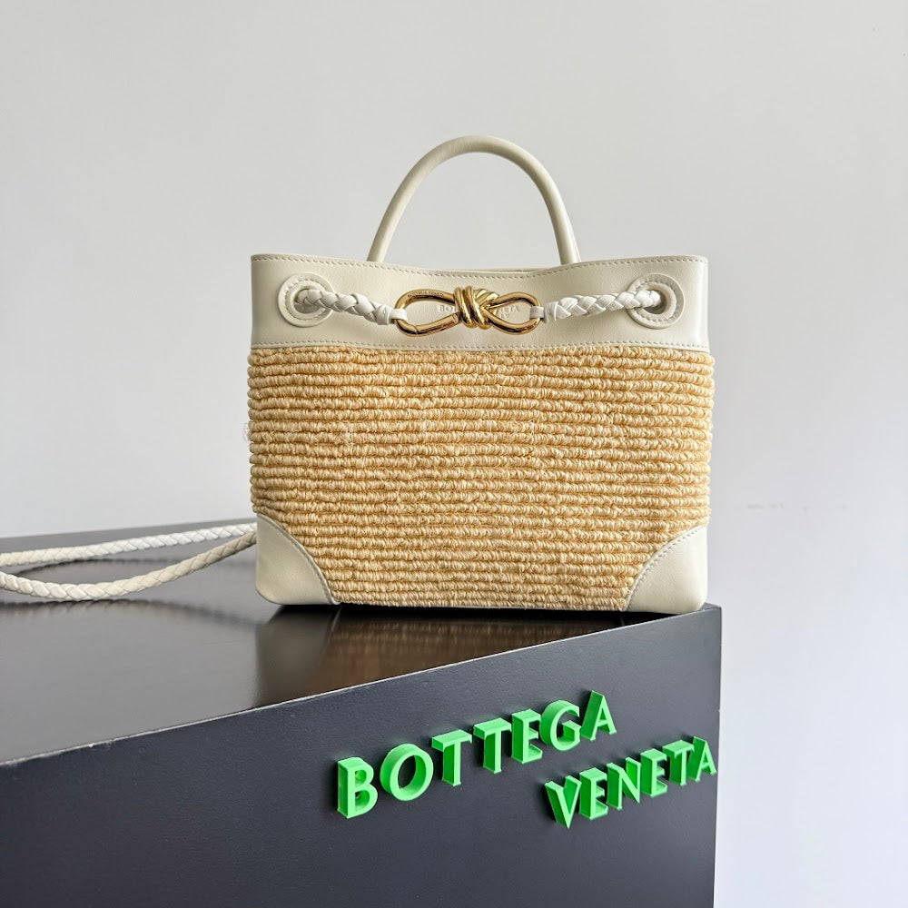 new-luxury-designer-bags-nm10715