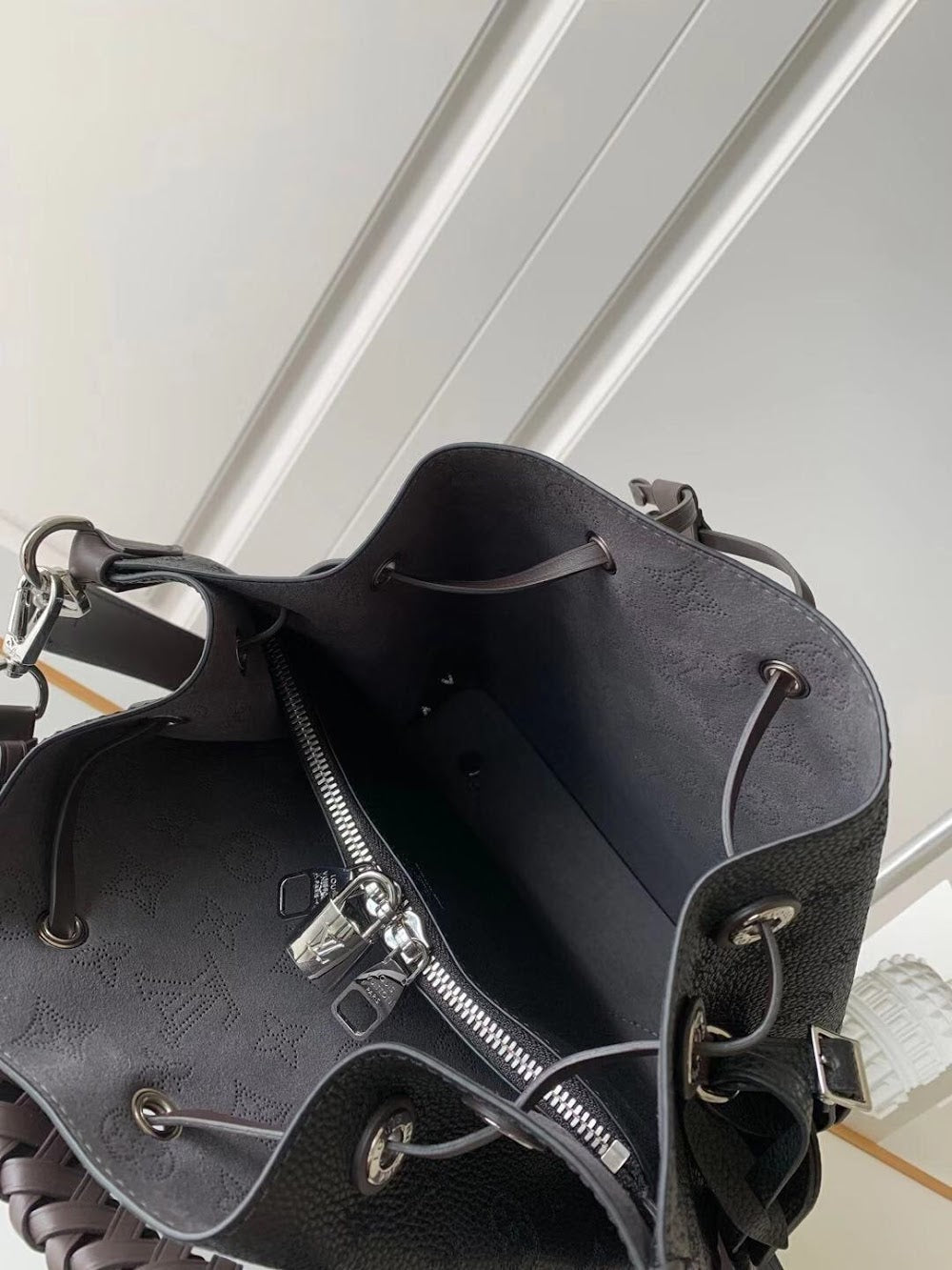 Dragons Bags ln Luxury Bag --97108