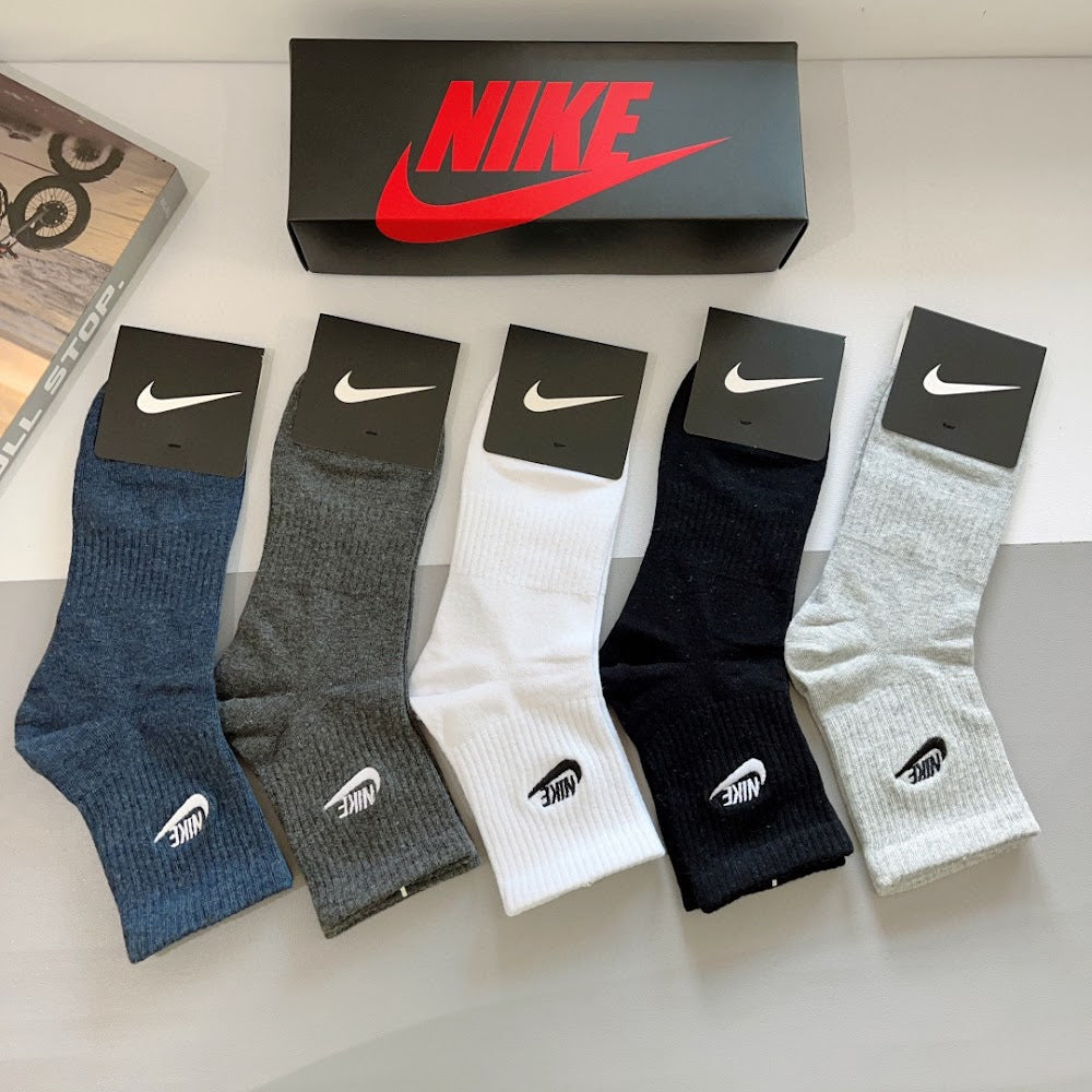 Dragons Bags Premium Luxury Socks --98097