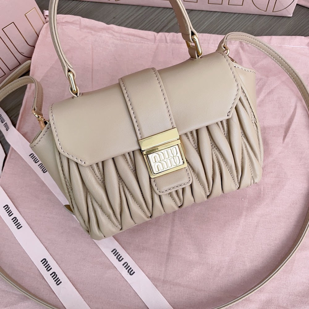 Dragons Bags Miun Miun Luxury Bag --123255