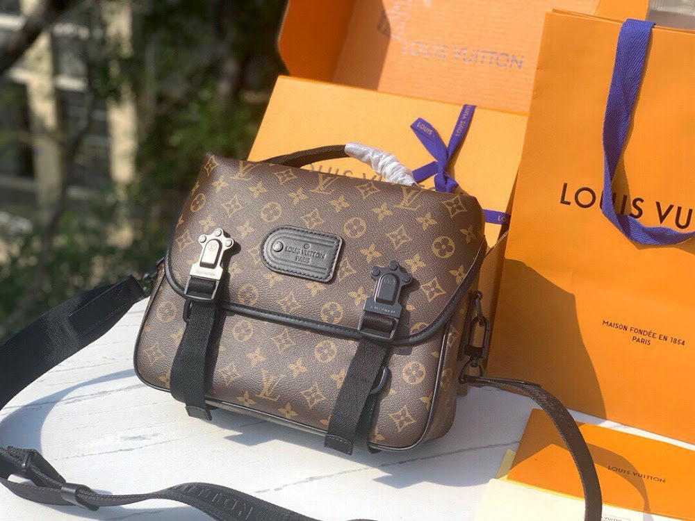 Dragons Bags ln Luxury Bag --70580