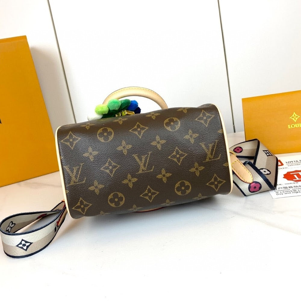 Dragons Bags ln Luxury Bag --76962